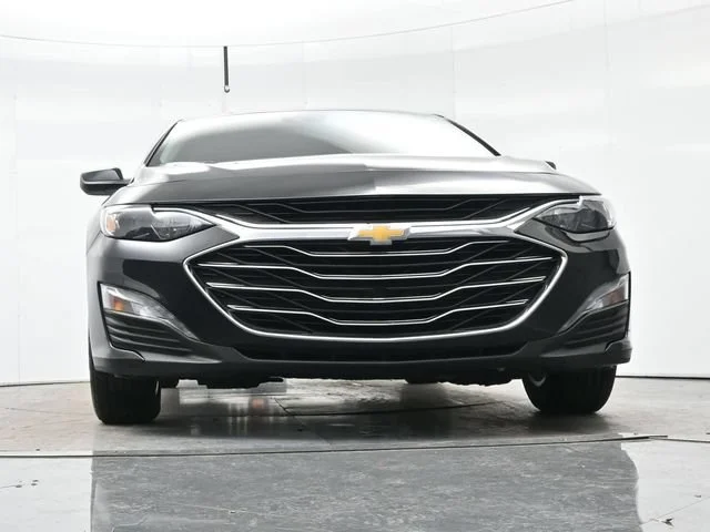 Used 2024 Mosaic Black Metallic Chevrolet 1LT image 24