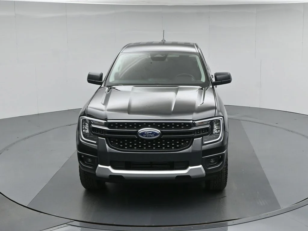 New 2026 Shadow Black Ford XLT image 34