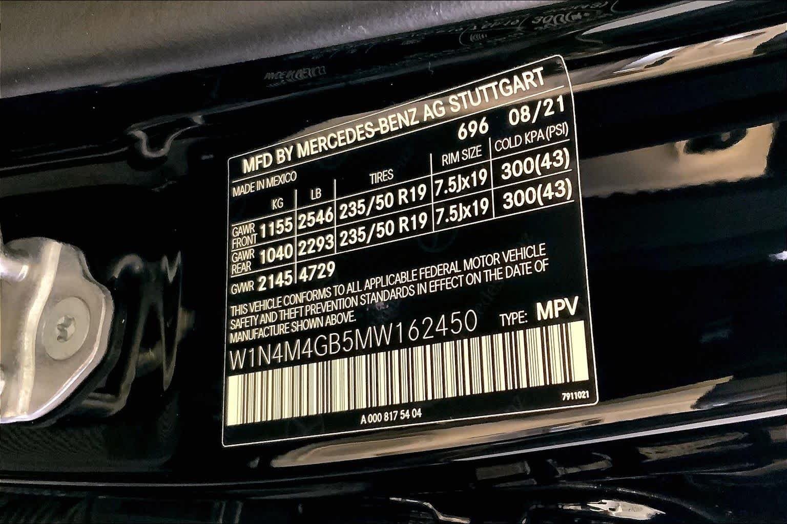 Used 2021 Night Black Mercedes-Benz GLB 250 image 34