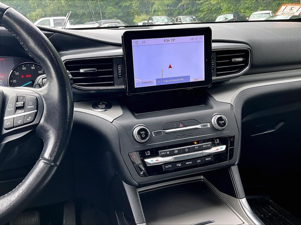 Used 2020 Blue Ford XLT image 18