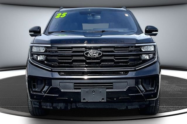 Used 2025 Ford Expedition Platinum with VIN 1FMJK1MG4SEA02959 for sale in Kansas City