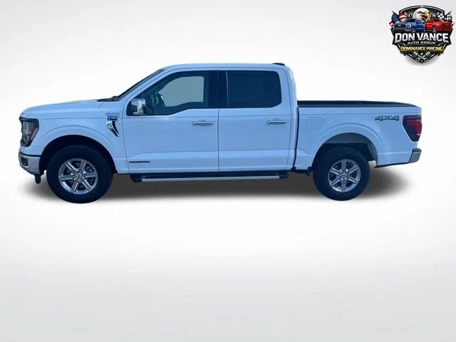 Used 2025 White Ford XLT image 2