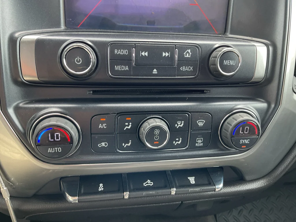 Used 2015 Black Chevrolet LT image 31