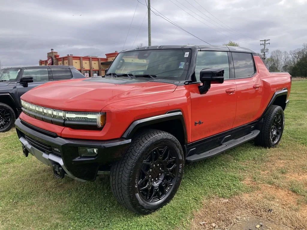 New 2026 Solar Orange GMC 2X image 8