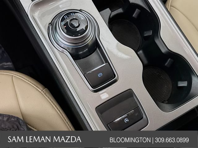 Used 2024 White Ford SEL image 4