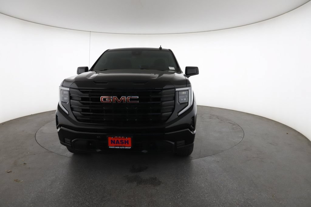 Used 2024 Onyx Black GMC Pro image 4