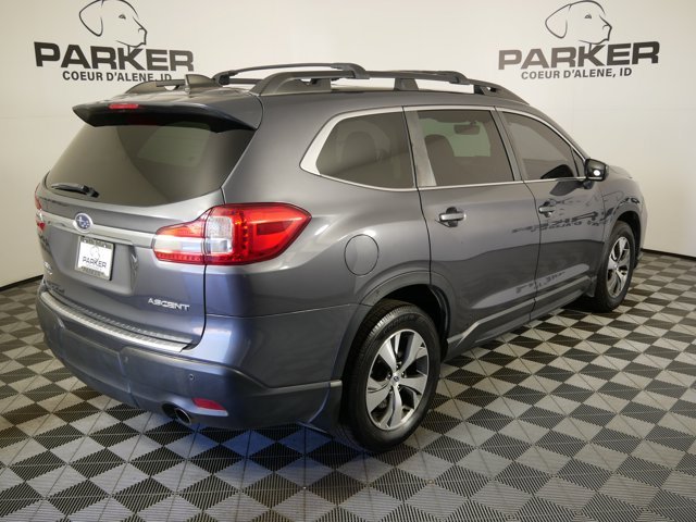 Used 2020 Magnetite Gray Metallic Subaru Premium image 5