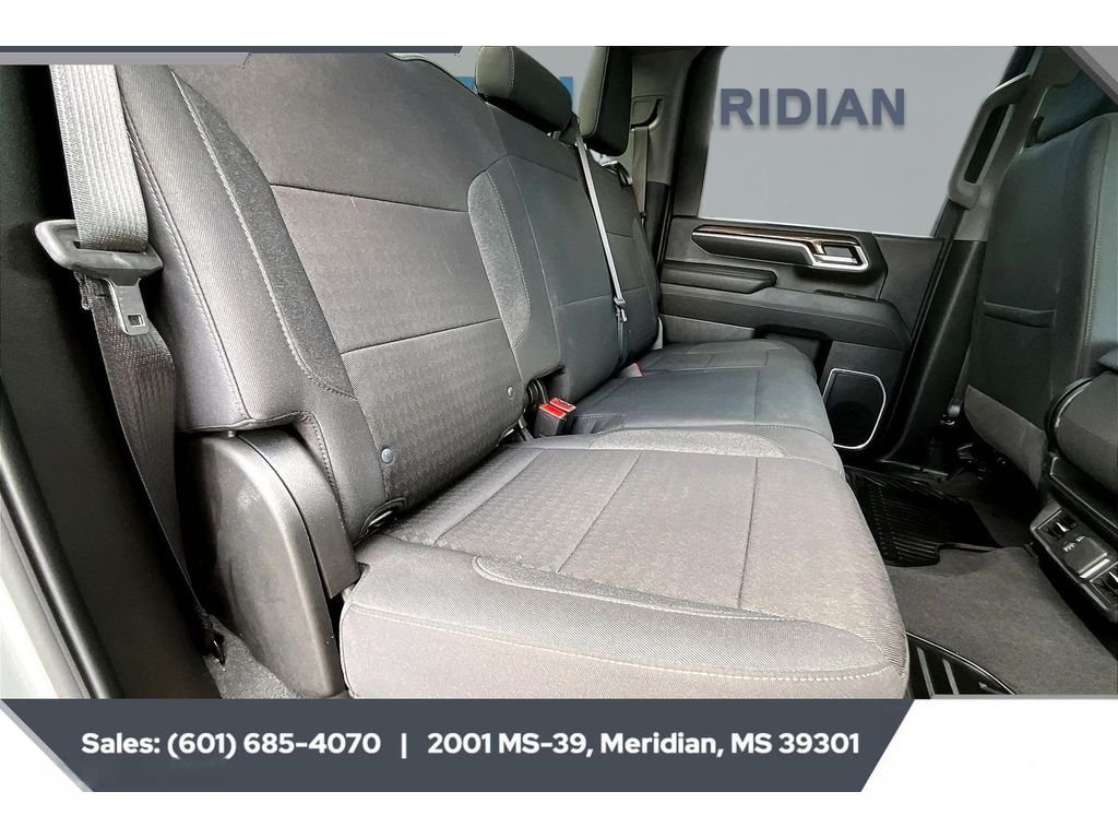 Used 2025 STERLING GRAY METALLIC Chevrolet LT image 20
