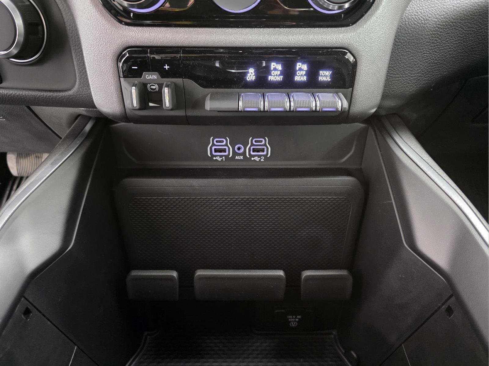 2025 RAM 1500 Big Horn/Lone Star - Photo 38