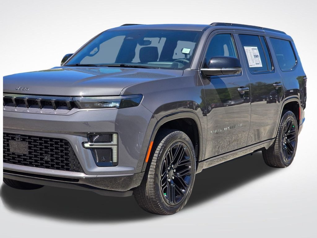 New 2026 Baltic-Gray Metallic Clear-Coat Exterior Paint Jeep Limited Reserve image 41