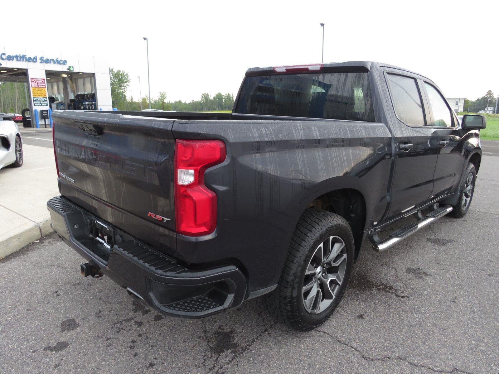 Used 2022 Dark Ash Metallic Chevrolet RST image 5