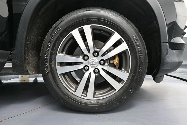 Used 2016 Black Honda EX-L image 14
