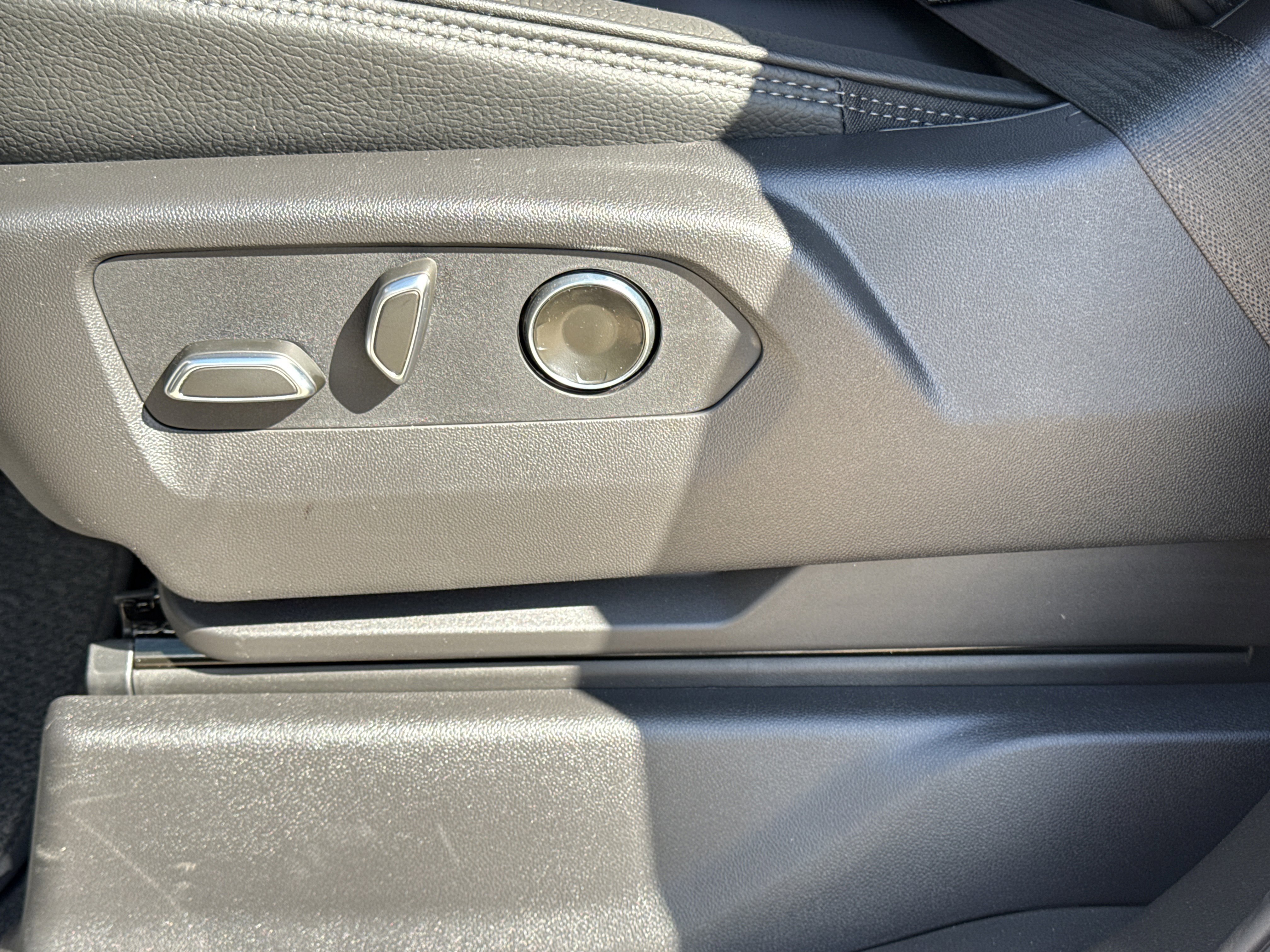 2026 GMC Sierra 2500HD Denali - Photo 17