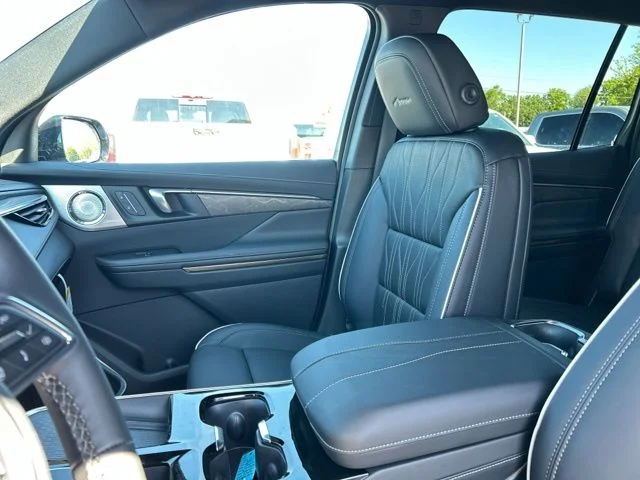 2026 Buick Enclave Avenir - Photo 27