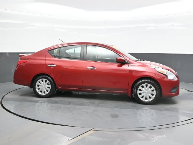 Used 2015 Red Nissan 1.6 SV image 8