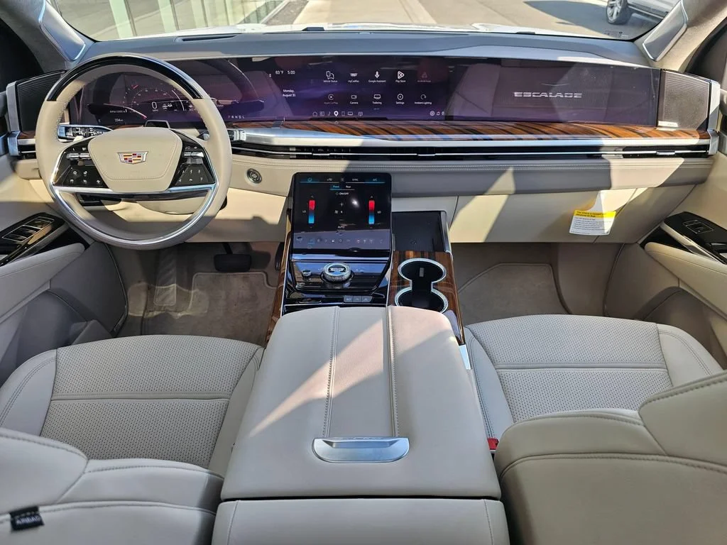 New 2026 Vibrant White Tricoat Cadillac Platinum Sport image 20