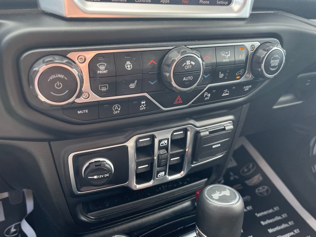 Used 2022 White Jeep Unlimited Sahara High Altitude image 20