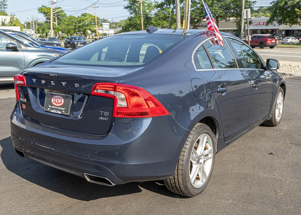 Used 2015 Blue Volvo T5 Premier image 6
