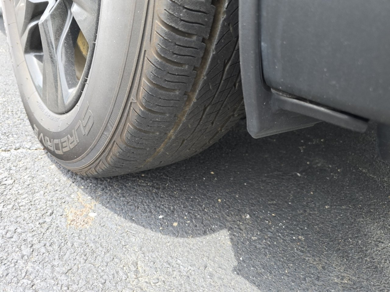 Used 2022 Gray Toyota LE image 19