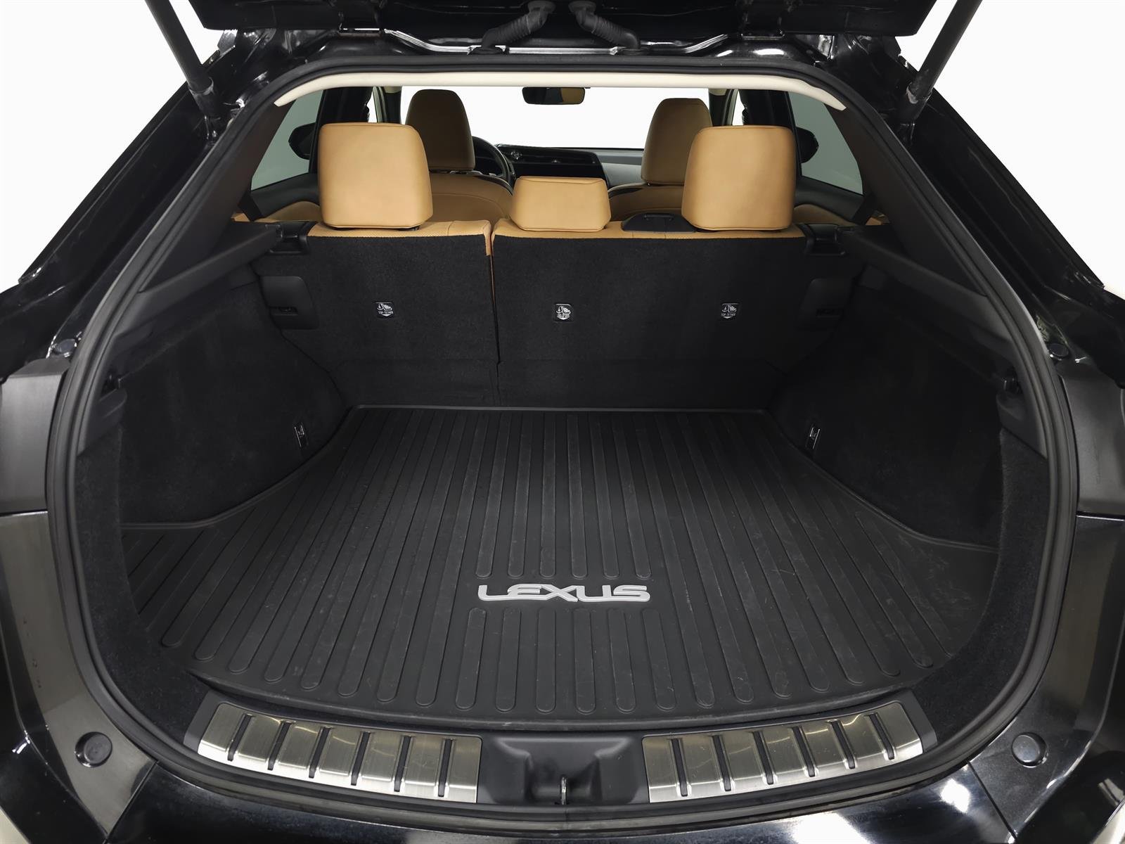 Certified Used 2023 Caviar Lexus PREMIUM image 8