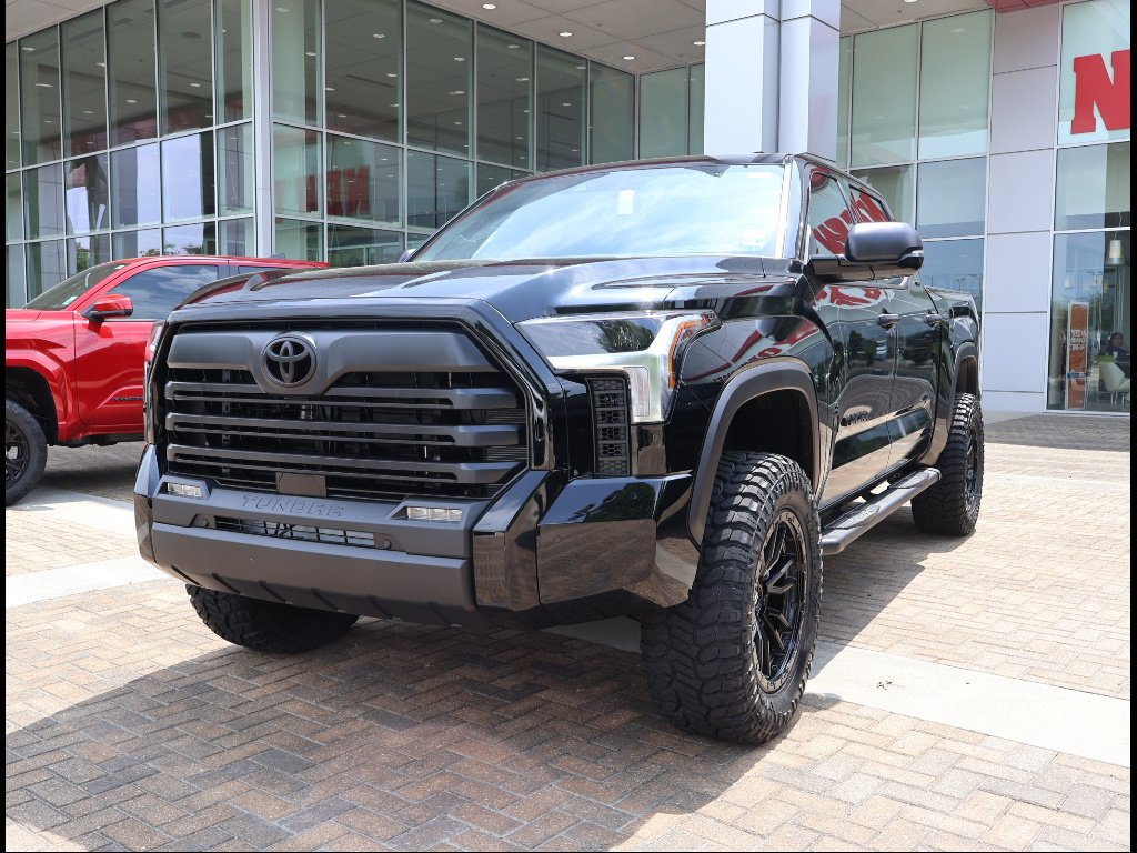 2026 Toyota Tundra SR5 - Photo 2