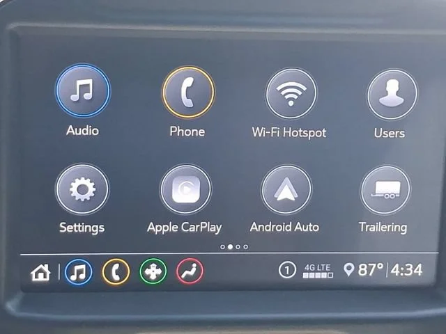 Used 2020 IRIDESCENT PEARL TRICOAT Chevrolet LT image 9