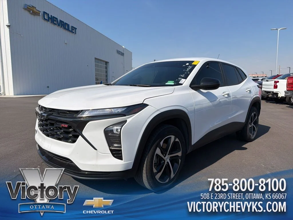 Used 2024 White Chevrolet 1RS image 1