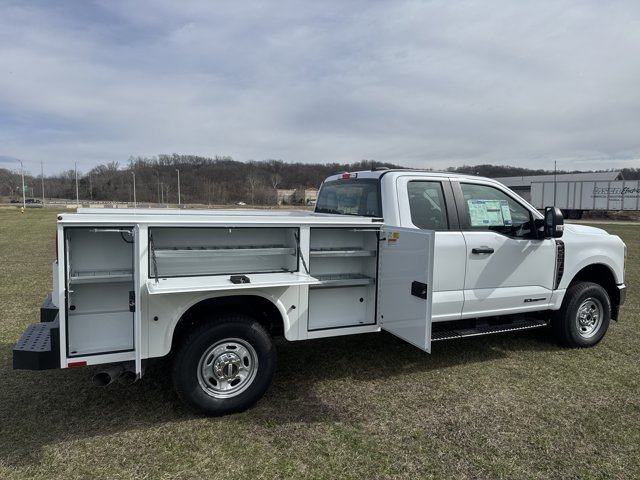 New 2026 Oxford White Ford F-350® XL image 6