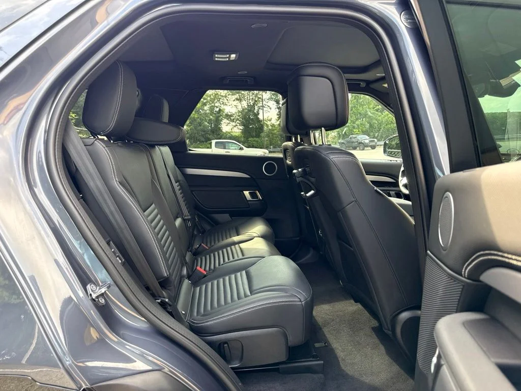 Certified Used 2025 Blue Land Rover Dynamic SE image 15