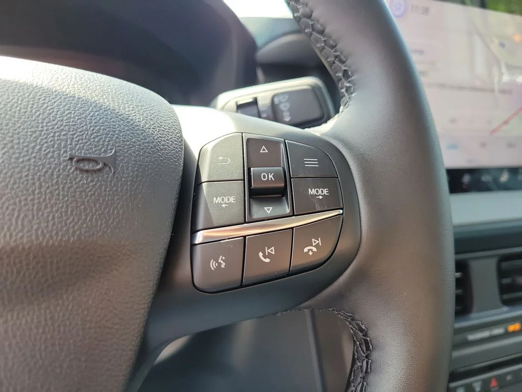New 2026 Oxford White Ford Lariat® image 19