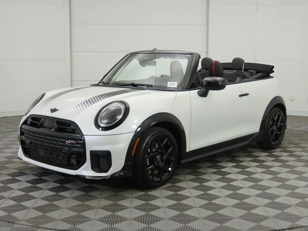 2026 MINI Convertible Cooper S's photo