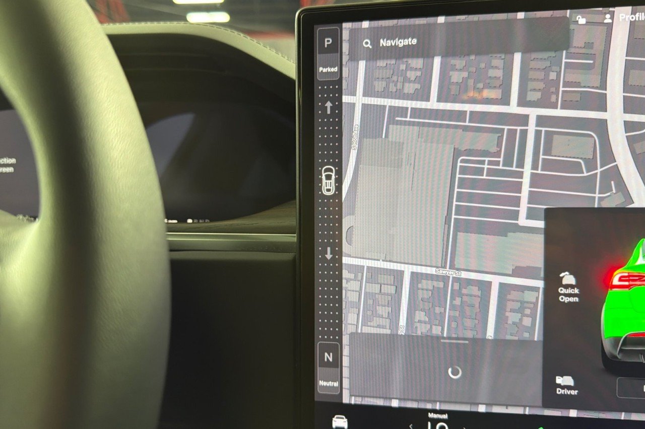 Used 2024 RED Tesla  image 21