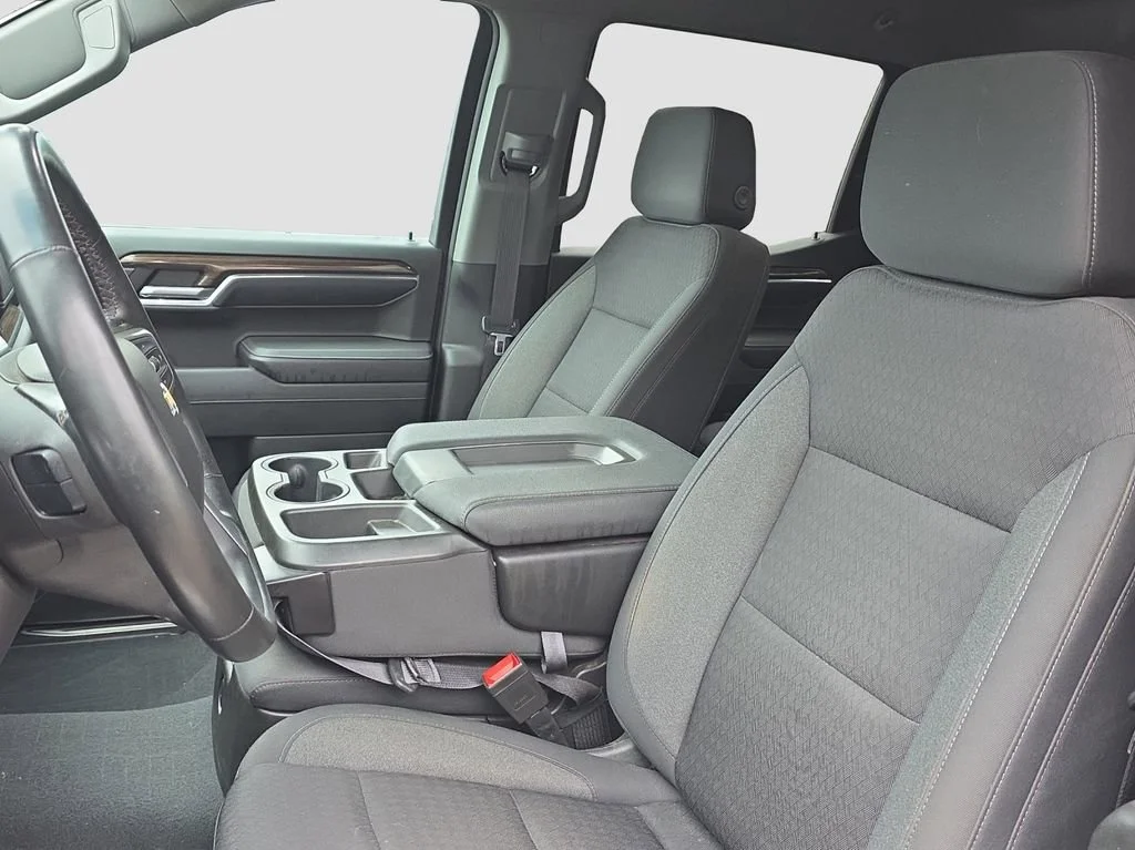 2023 Chevrolet Silverado 1500 LT - Photo 7
