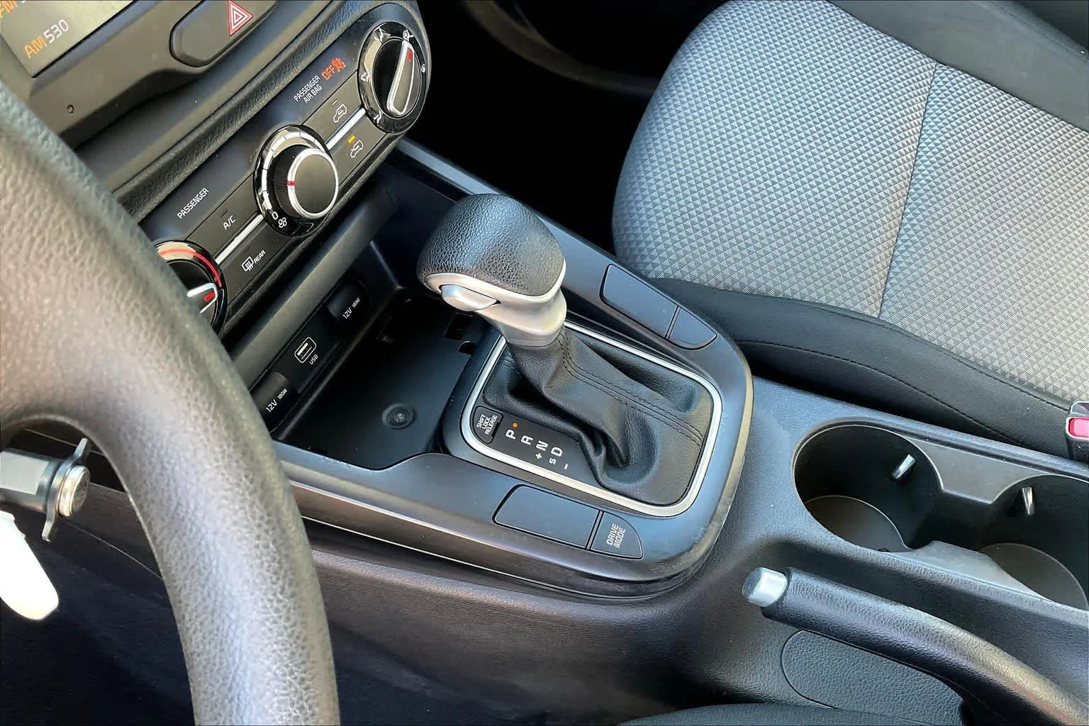 Used 2025 Fusion Black Kia LX image 16