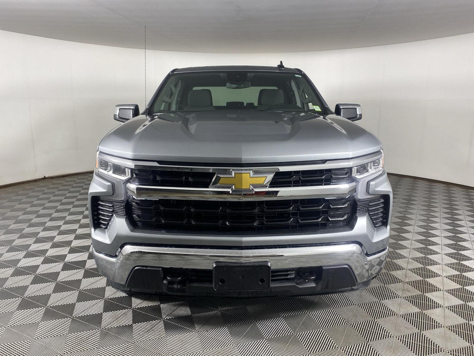 Used 2026 Sterling Gray Metallic Chevrolet LT image 2