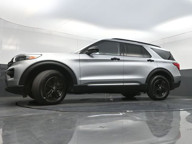 Used 2021 Silver Ford XLT image 29