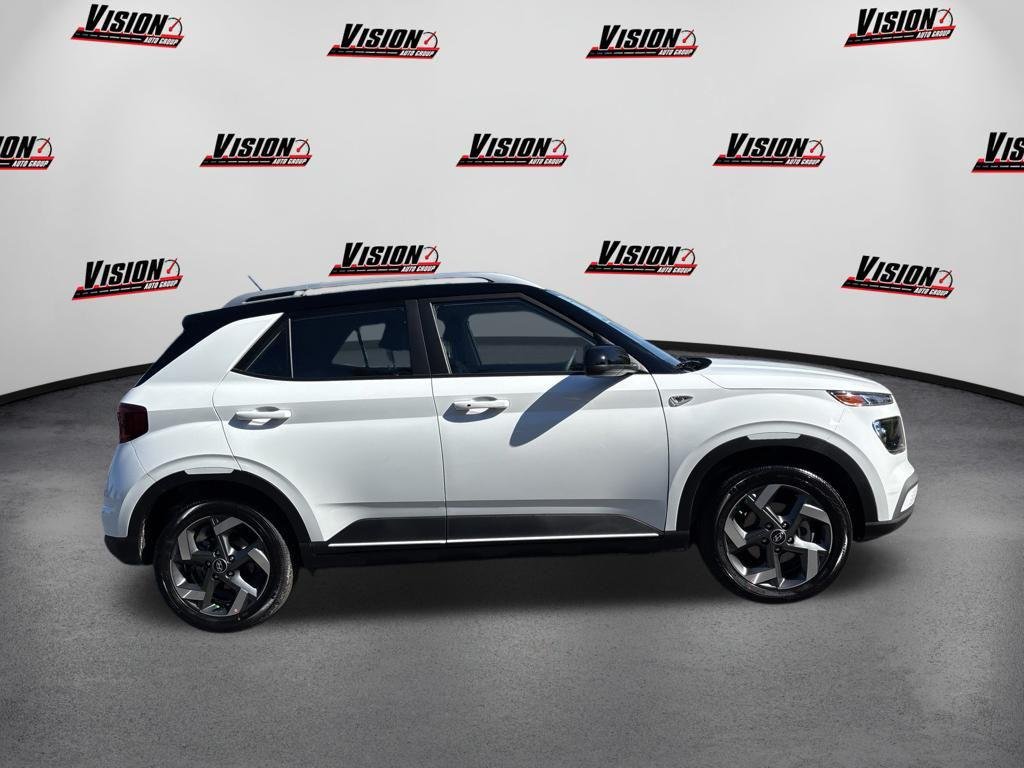 New 2026 White Hyundai SEL w/Two-Tone Roof image 4