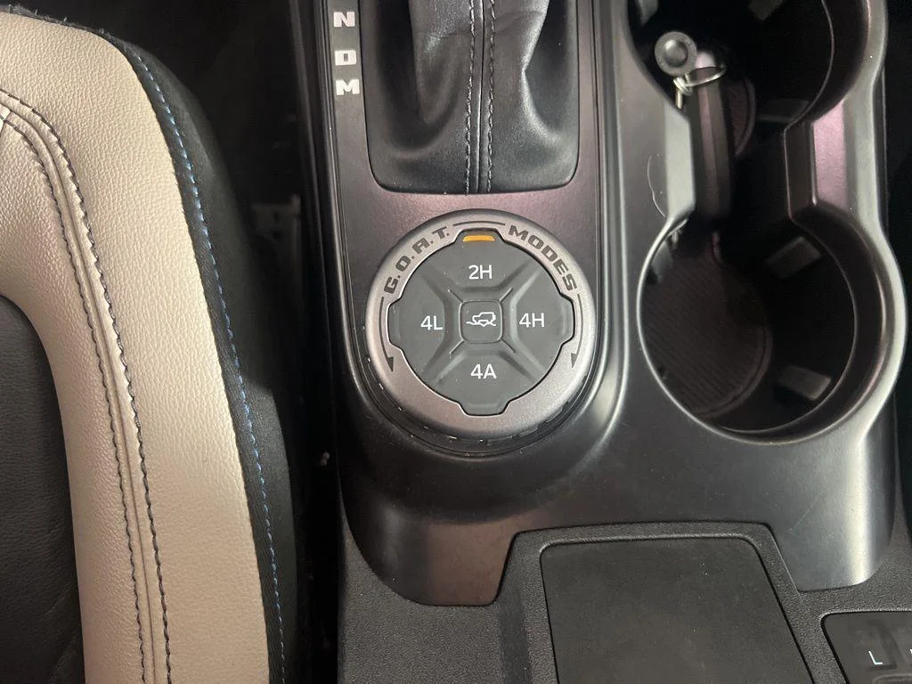 Used 2024 Oxford White Ford Wildtrak image 20