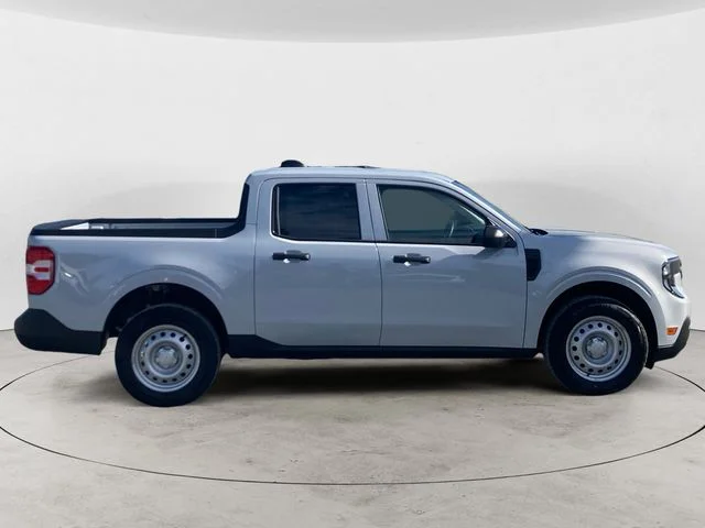 New 2026 White Metallic Ford XL image 4