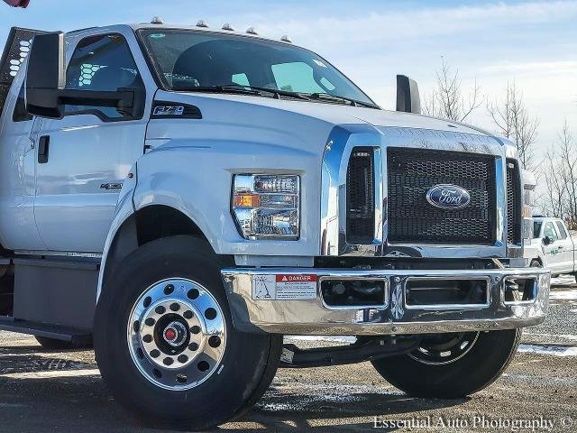 New 2025 Oxford White Ford F-750 SD Diesel Straight Frame image 2