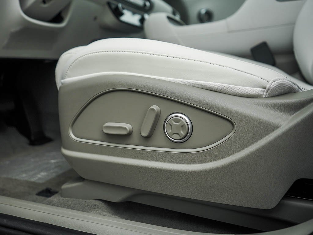 New 2026 Pacific Sapphire Hyundai SEL Premium 7P AWD image 21