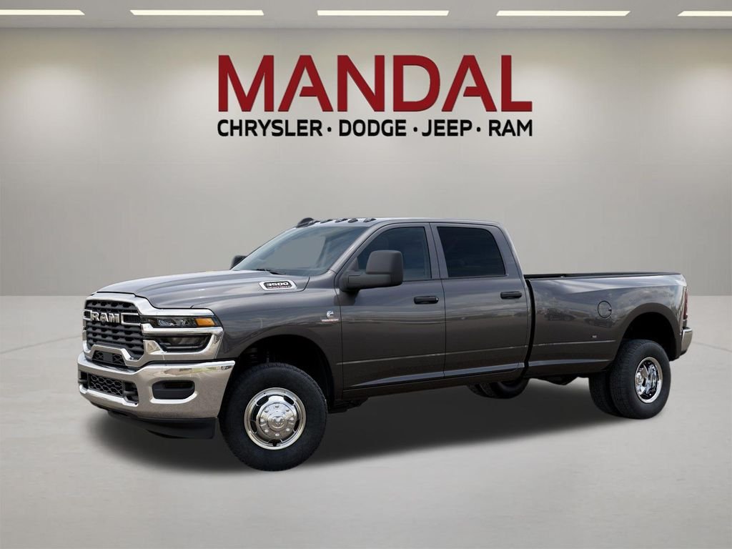 New 2026 Granite Crystal Metallic Clear-Coat Exterior Paint RAM Tradesman image 2