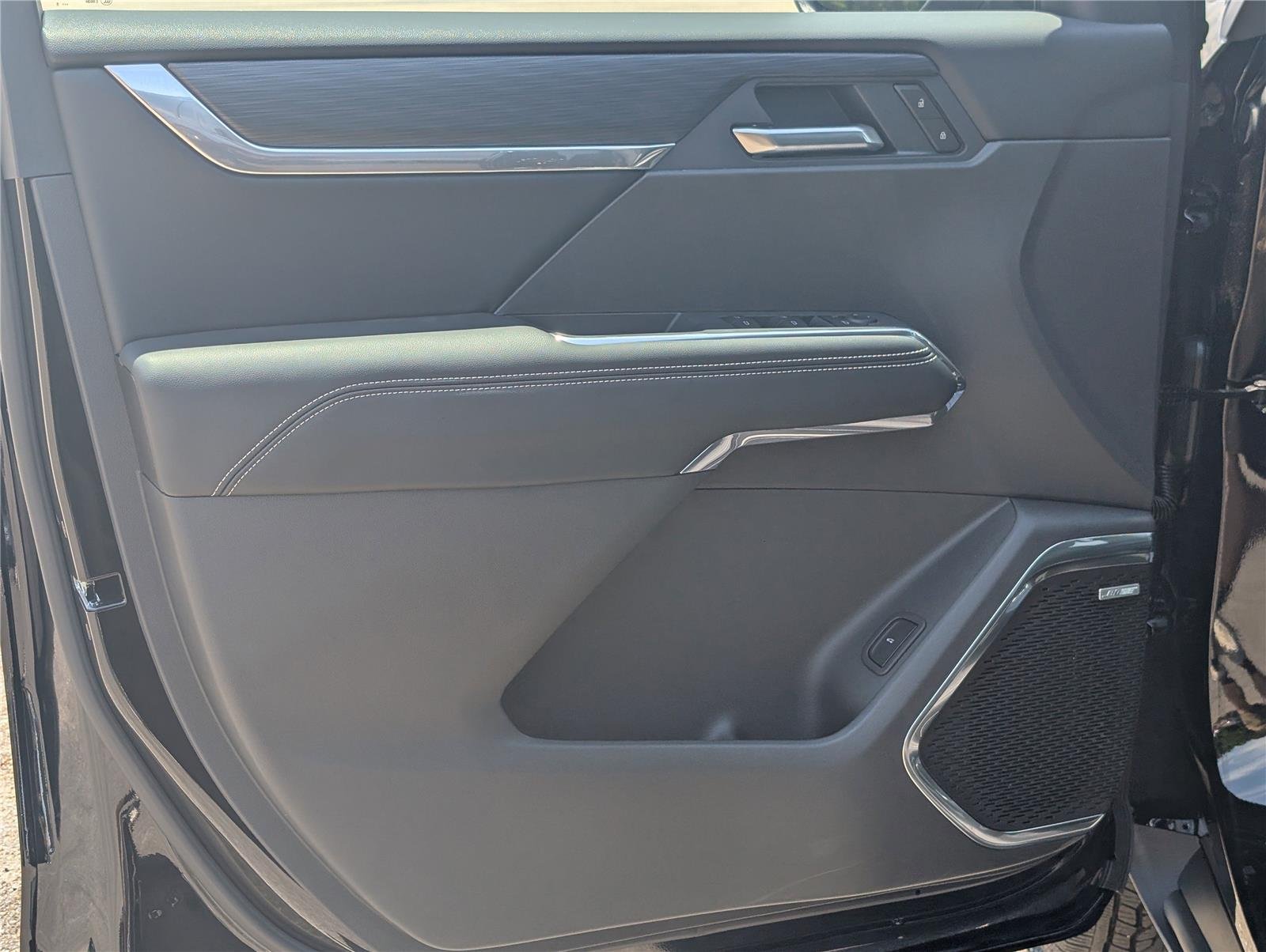 2025 GMC Acadia Elevation - Photo 10