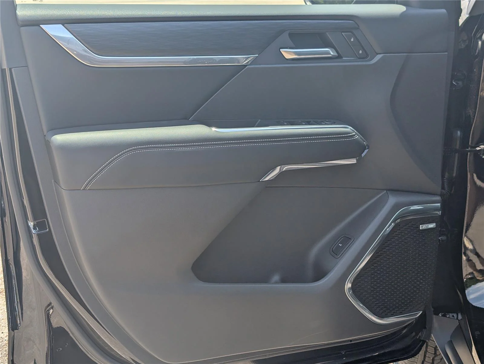 2025 GMC Acadia Elevation - Photo 10