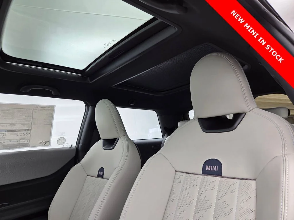 2026 MINI Hardtop 2 Door S - Photo 11