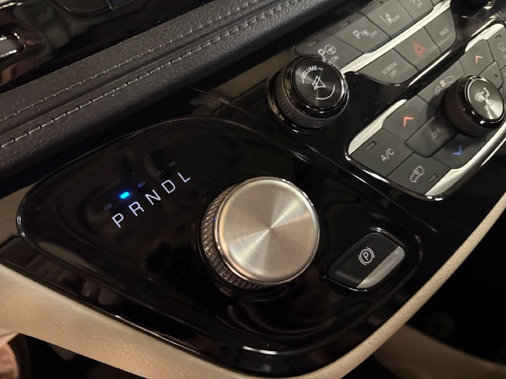Used 2017 Black Chrysler Limited image 24
