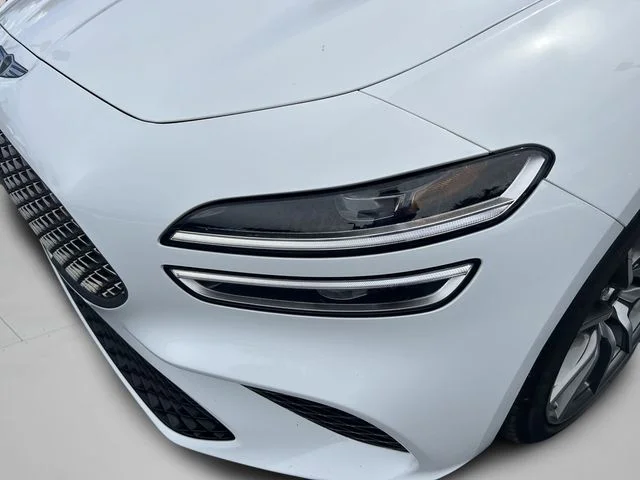 Used 2025 White Genesis 2.5T image 14