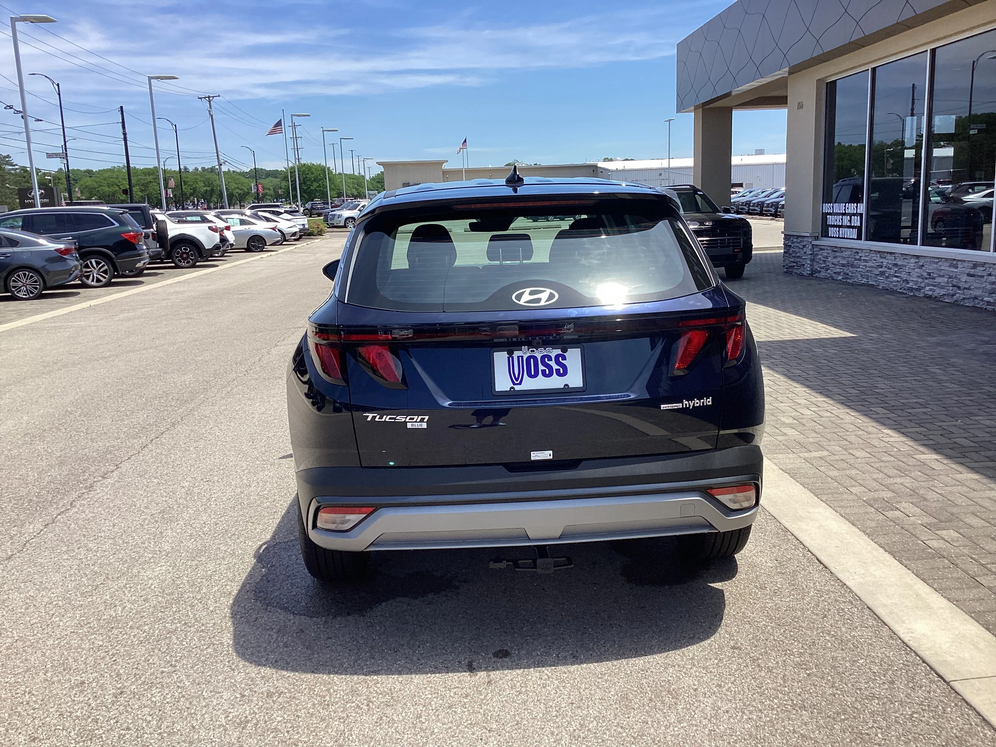 New 2026 Deep Sea Metallic Hyundai Blue SE image 4