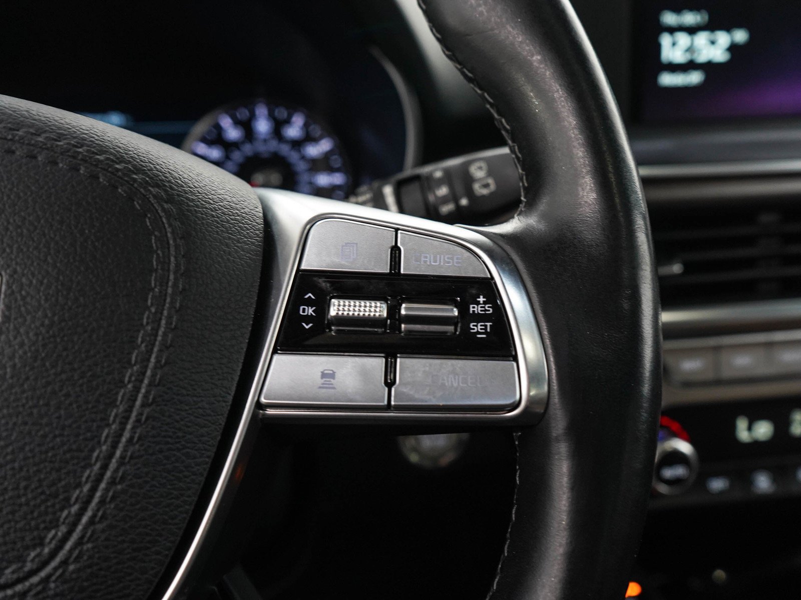 Used 2022 Black Copper Kia SX AWD image 31