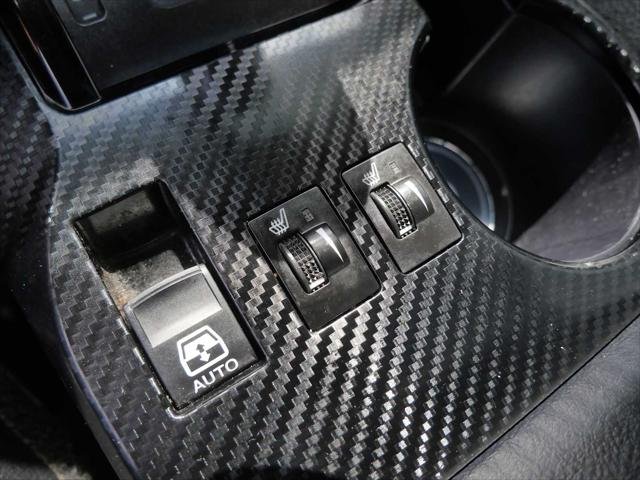 Certified Used 2021 MIDNIGHT BLACK METALLIC Toyota  image 31